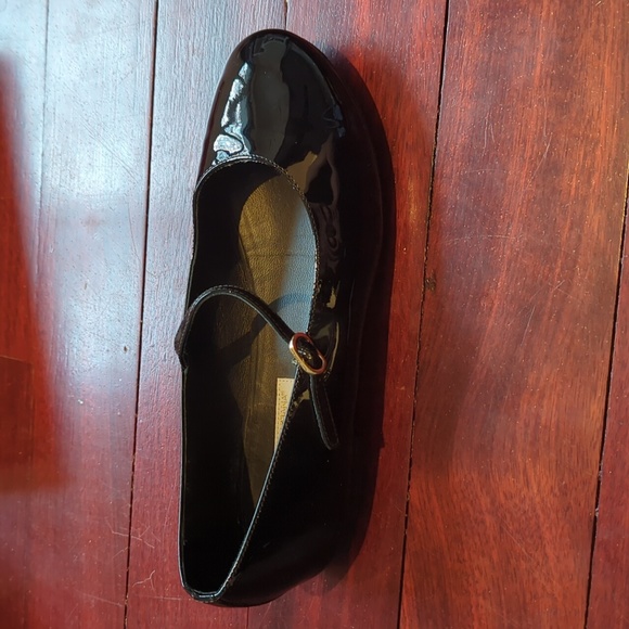 Dolce & Gabbana patent leather ballet flats, size 32/ us1 - Picture 2 of 3